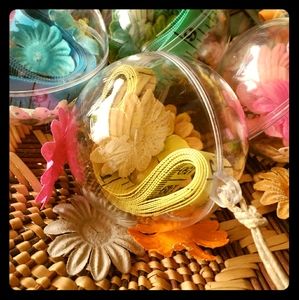 Tape measure ornament